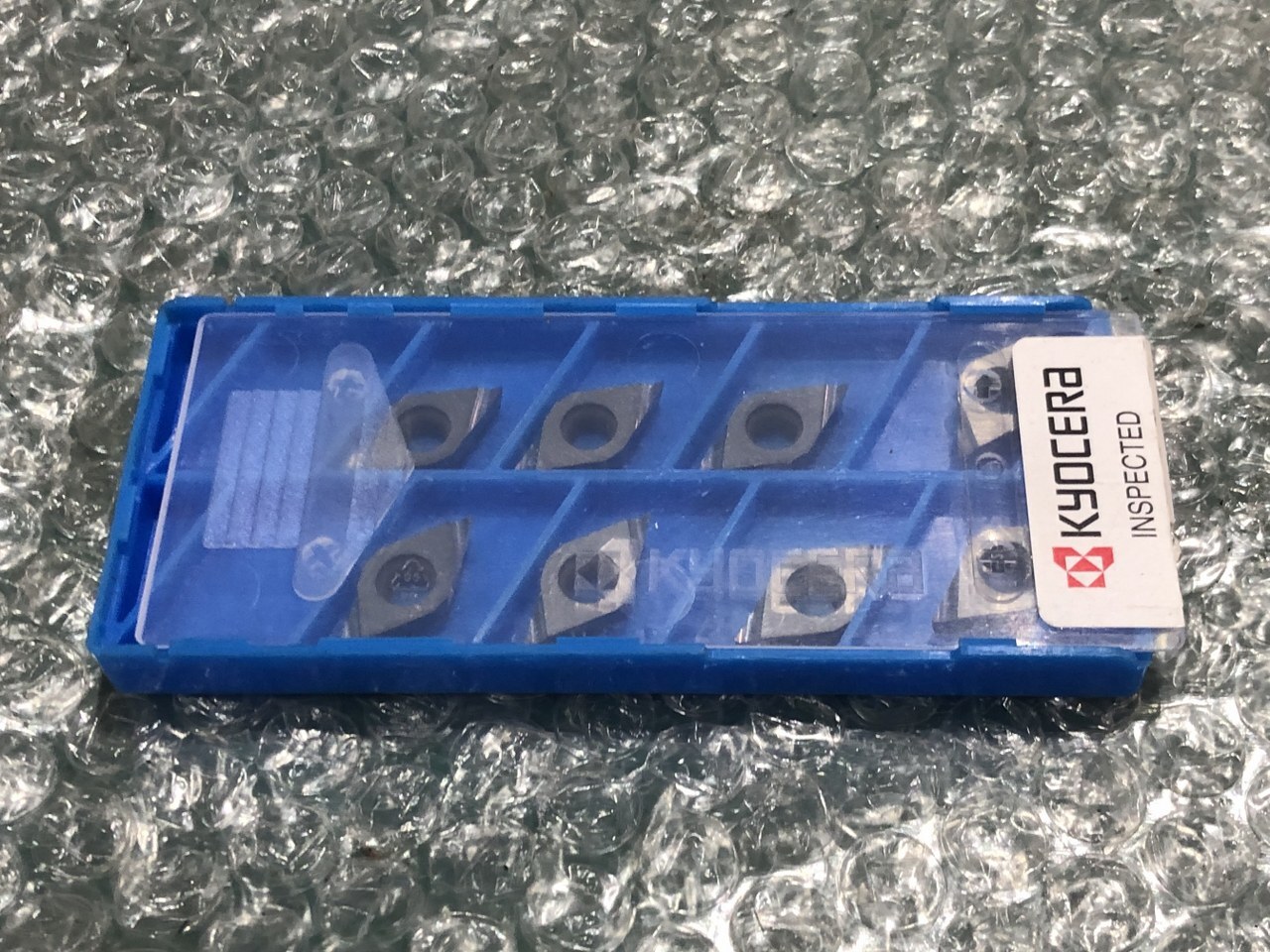 京セラ/Kyocera チップ DCGT11T302L-A3  DCGT32505L-A3 KW10