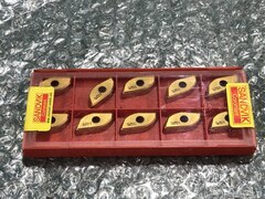 サンドビック/Sandvik チップ R216-25 04 M-M 1025 P10 M15　