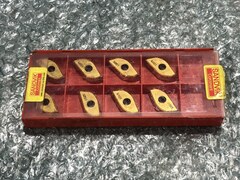 サンドビック/Sandvik チップ R216-30 06 M-M 1025 P10 M15