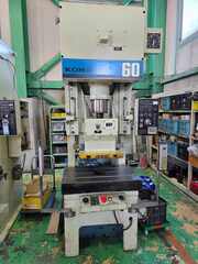 コマツ プレス OBS60-2