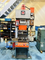 AMADA 万能ベンダー SPH-30C