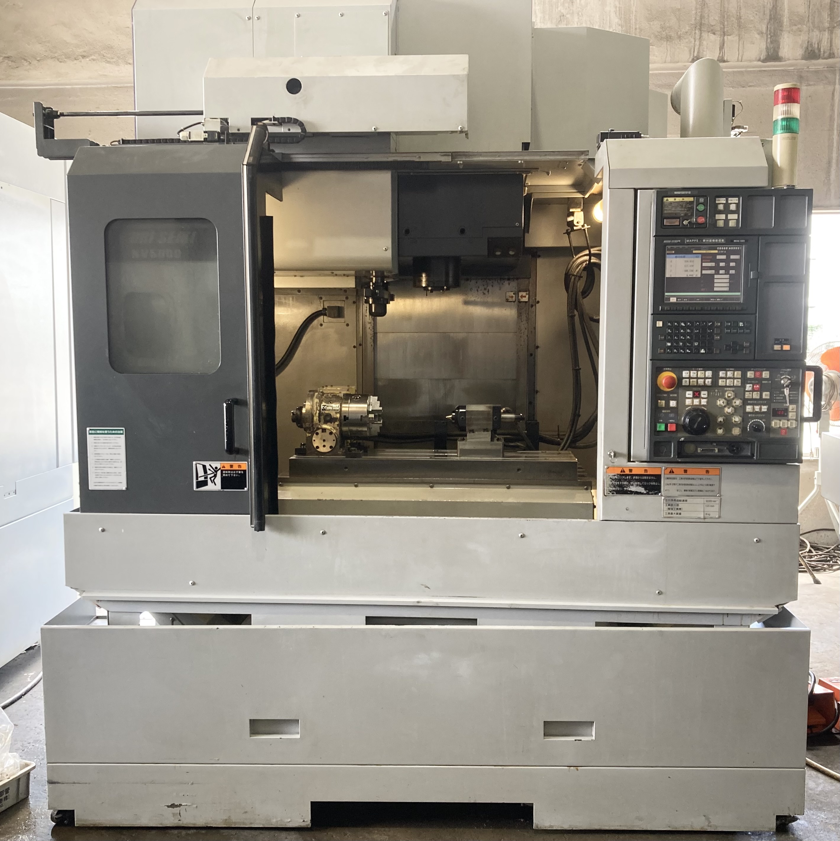 森精機 立マシニング NV5000A/40