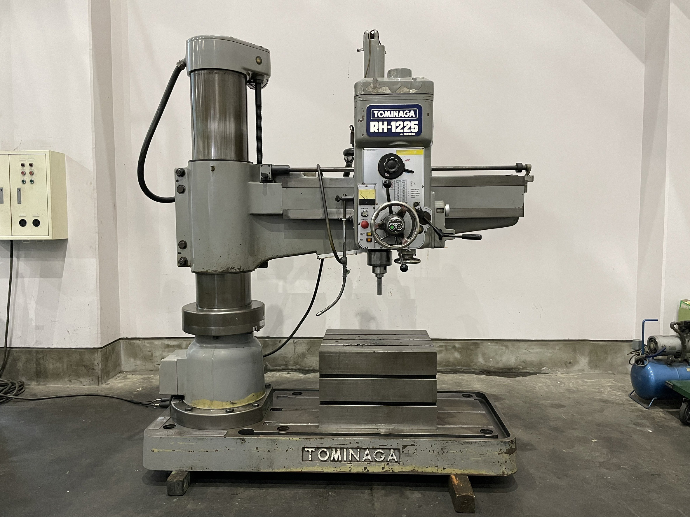 ラジアルボール盤 G001545 ラジアルボール盤 富永鉄工所 RH-1225 | 株式会社 小林機械