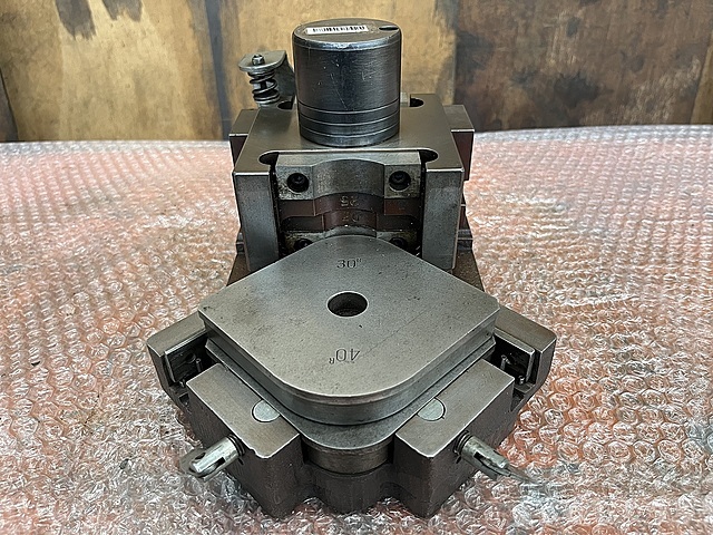 コーナーカッター