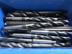 様々なメーカーやサイズがあります。 テーパーシャンクドリ1山 【テーパーシャンクドリ1山】様々なメーカーやサイズがあります。