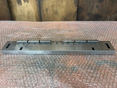 ワイヤーカット治具