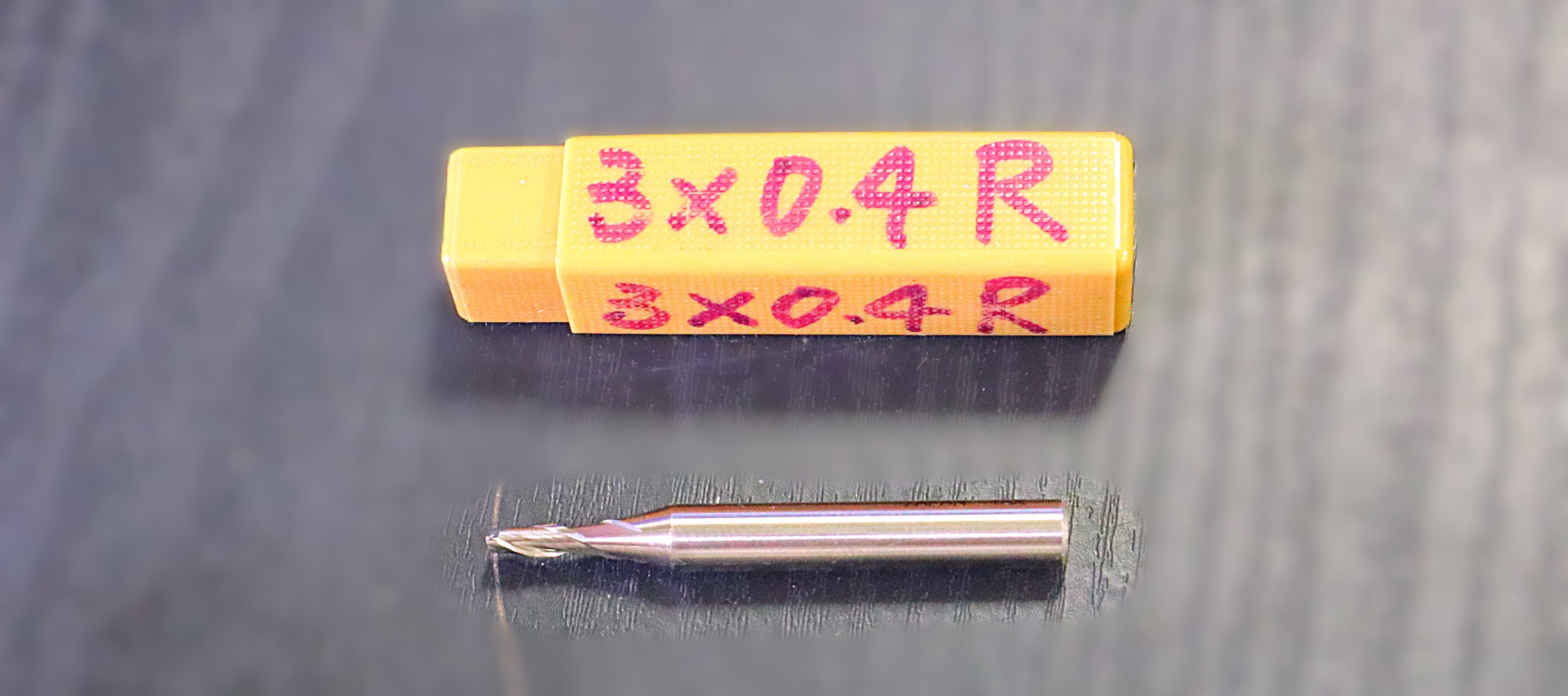 OSG  エンドミル 　3×0.4R