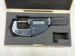 MITUTOYO｜ミツトヨ デジタル外側マイクロメーター MDQ-30