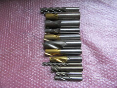 様々なメーカーやサイズがあります。 ドリル　1山 様々なメーカーやサイズがあります。