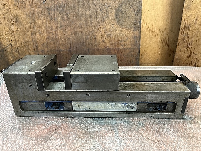 ナベヤ ロックタイト油圧バイス FA VISE 150