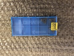 京セラ/Kyocera チップ TNGG160402R-S