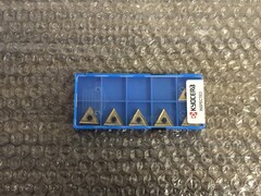 京セラ/Kyocera チップ TNGG160404R-C