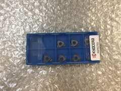 京セラ/Kyocera チップ TGF32R100-010