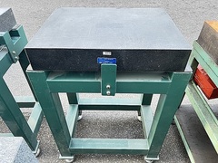 ニイガタ精機 石定盤 G4560