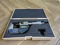 MITUTOYO｜ミツトヨ デジタル外側マイクロメーター MDC-25M