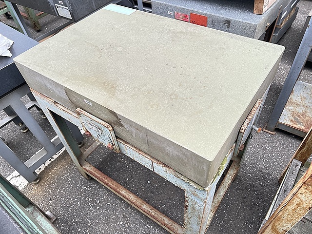 セラミック定盤 不明