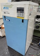 アネスト岩田 5.5kwスクリューコンプレッサー SLP-55B