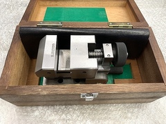 黒田精工 精密サインバイス