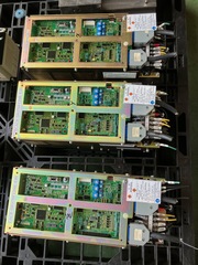 安川電機 サーボアンプXYZ CACR-SR07BF12ME-E46