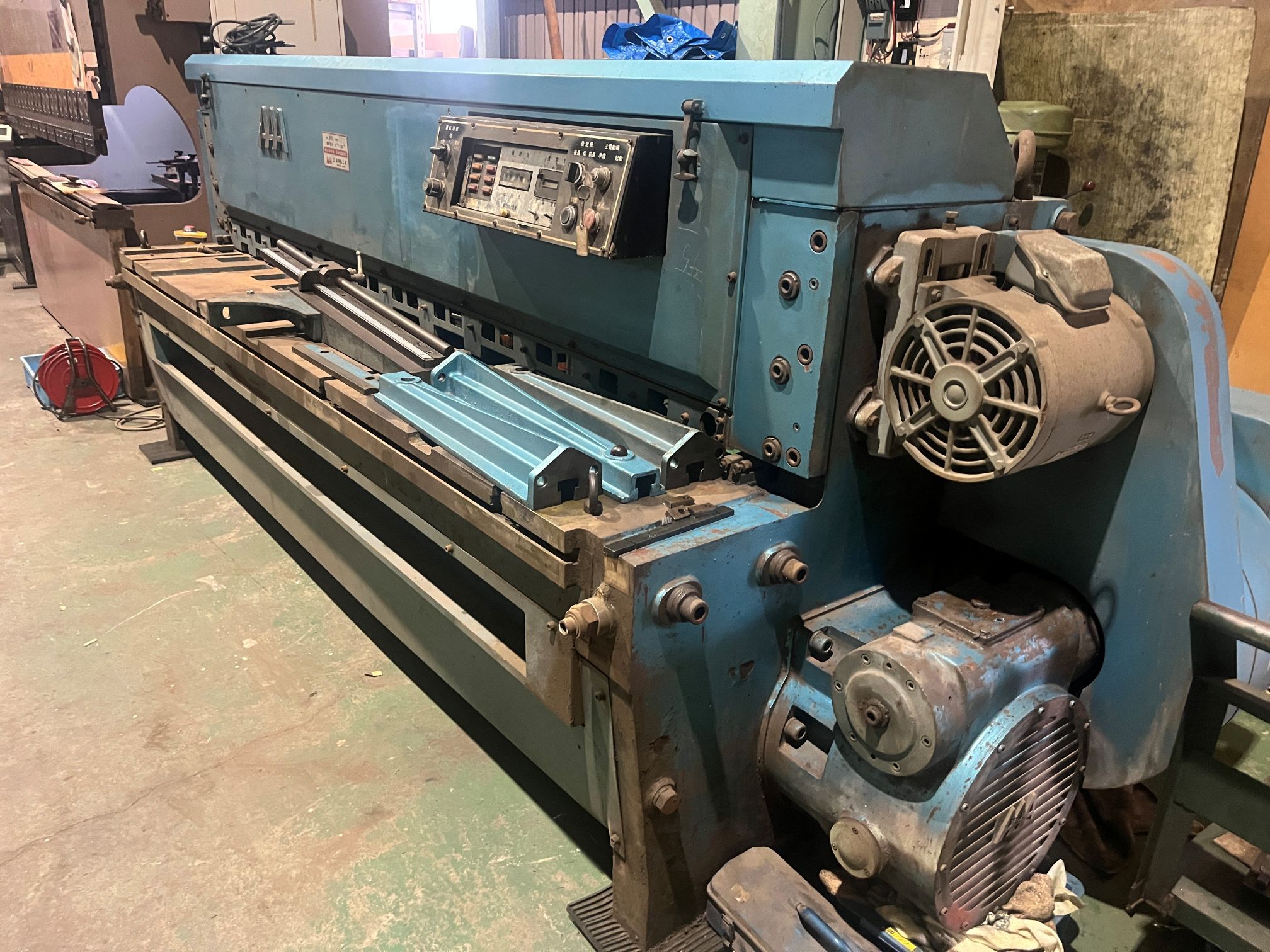 相澤鐵工所 シャーリング A525