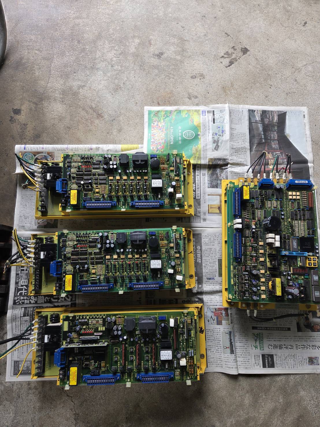 春日NCフライス サーボアンプ　スピンドルサーボアンプ 2NC