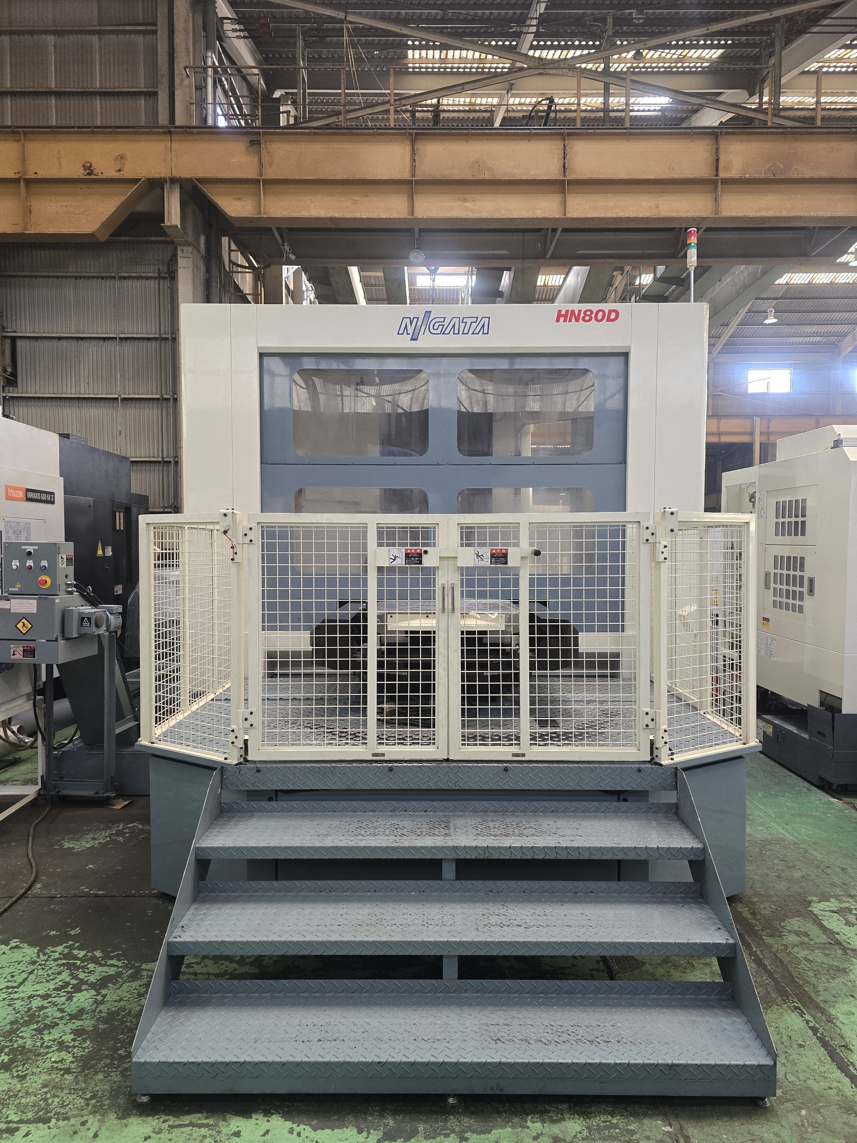 ニイガタ 横マシニングセンター HN80D