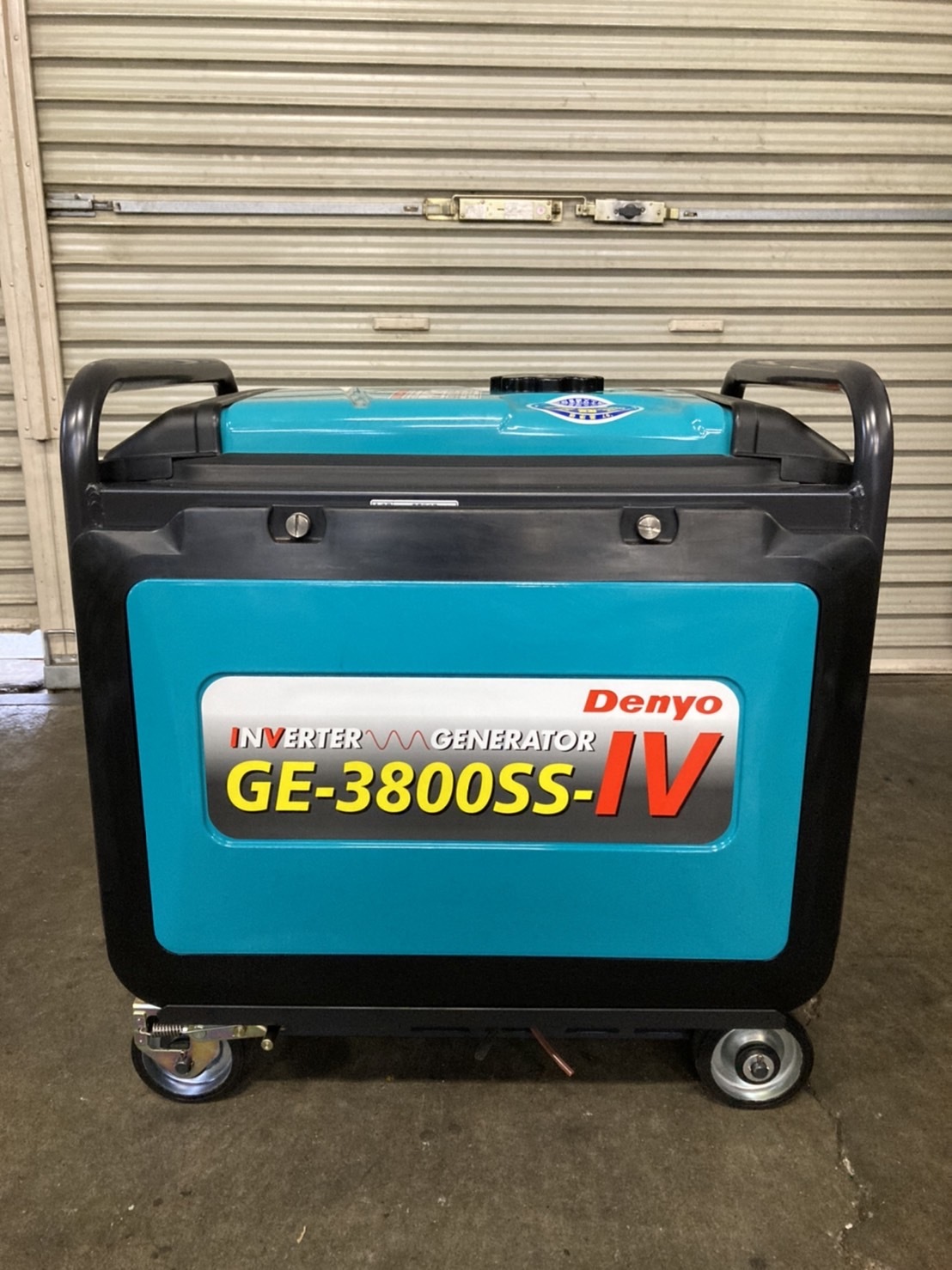 デンヨー 防音型インバータ発電機 GE-3800SS-Ⅳ