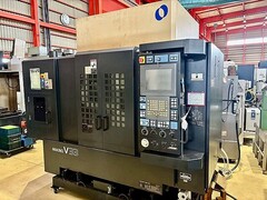 牧野フライス製作所 立型マシニングセンター V33