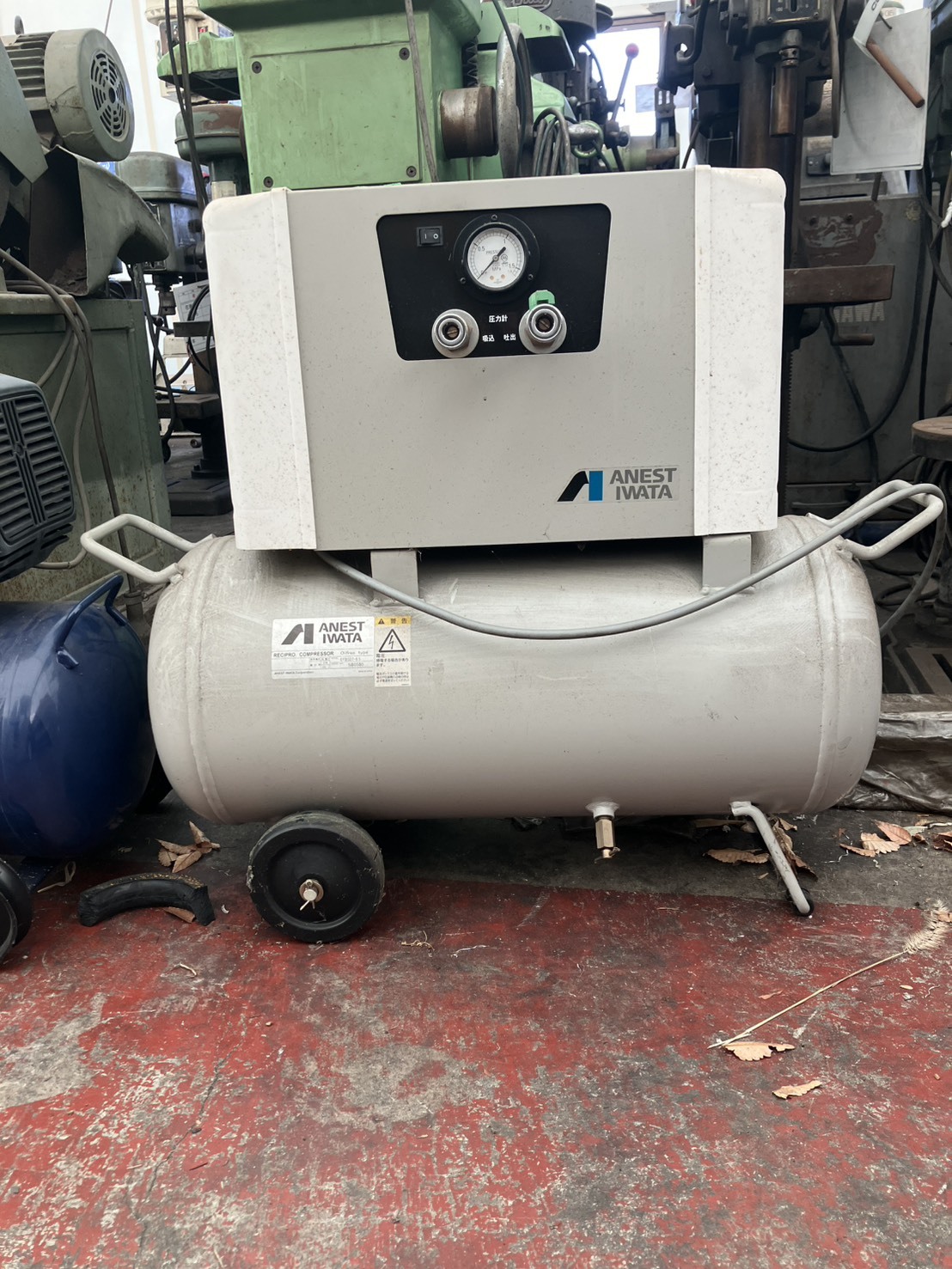 アネスト岩田 コンプレッサー EFBS07-9.5