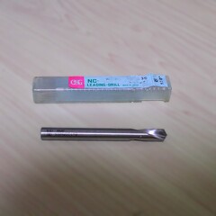 OSG　 リーディングドリル 8×120°　未使用