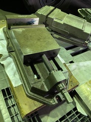 ナベヤ マシンバイス 250