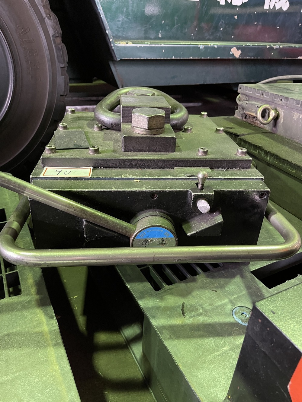 カネツー 永磁リフティングマグネット LPF-160A