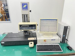 東京精密 表面粗さ測定機 SURFCOM1400D