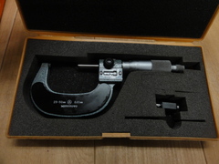 MITUTOYO｜ミツトヨ	 カウント外側マイクロメーター M810-50