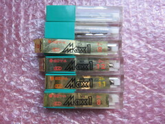 日立ツール/HITACHI  エンドミル 様々なメーカーやサイズがあります。