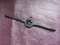 YAMAWA ダイスハンドル　ダイス付 M18x1.5