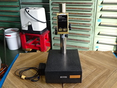 MITUTOYO｜ミツトヨ デジタルインジケーター(スタンド付) IDF-130