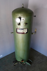 明治 エアータンク