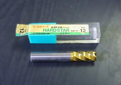 日立ツール　 エンドミル 　M16×12　未使用