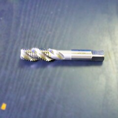 YAMAWA スパイラルタップ 　M16×2　未使用