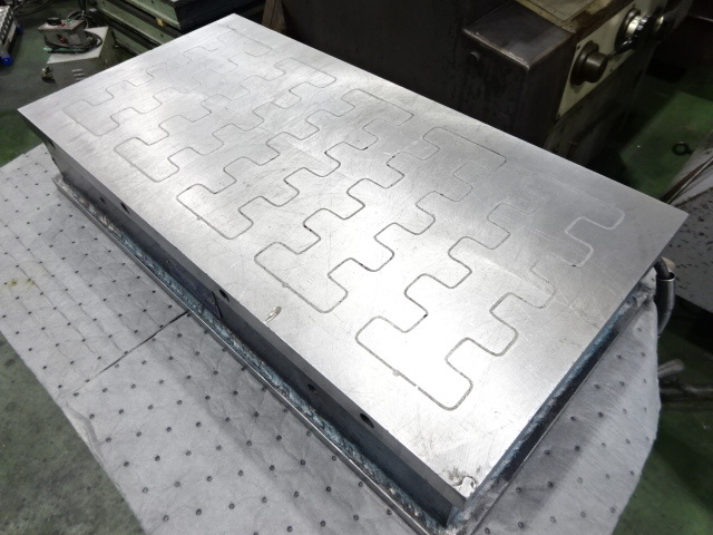 フジ磁工 電磁チャック(フライス用) SFA300X600