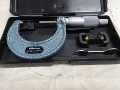 MITUTOYO｜ミツトヨ 外側マイクロメーター M110-50