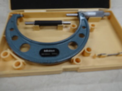 MITUTOYO｜ミツトヨ 外側マイクロメーター OM-125