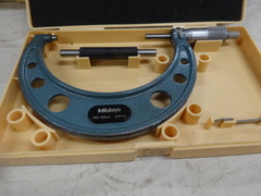 MITUTOYO｜ミツトヨ 外側マイクロメーター OM-125