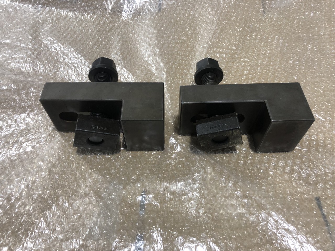 不明 クランプ2個 【クランプ2個】サイズ：70x150x60(mm)