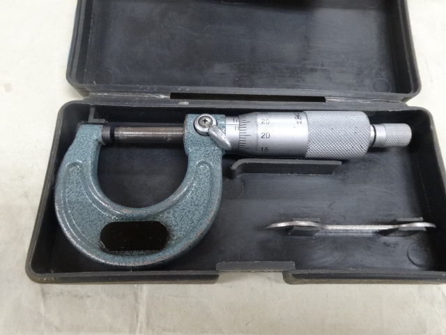 MITUTOYO｜ミツトヨ 外側マイクロメーター M110-25