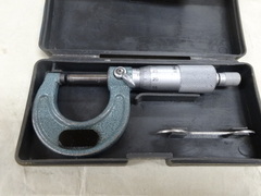 MITUTOYO｜ミツトヨ 外側マイクロメーター M110-25