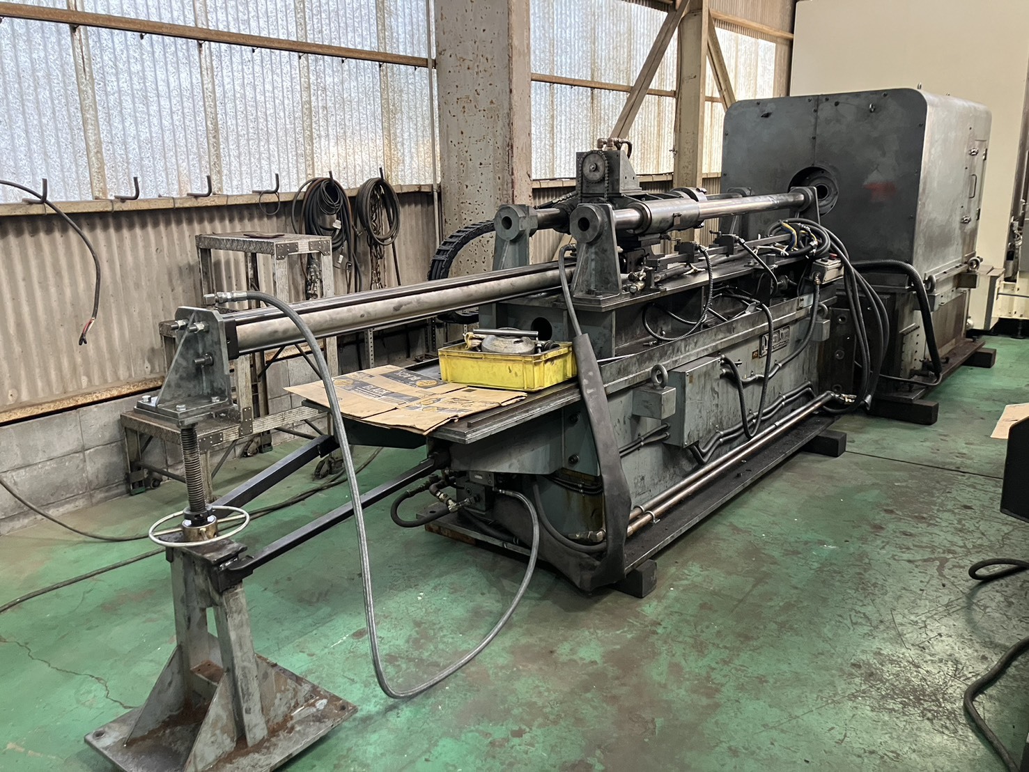 吉田記念 スエージングマシン  800MM-4SD