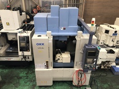 OKK 立マシニングセンター VM4-Ⅱ