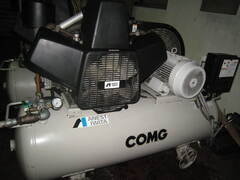 アネスト岩田 7.5kwコンプレッサー TLP-75B-10